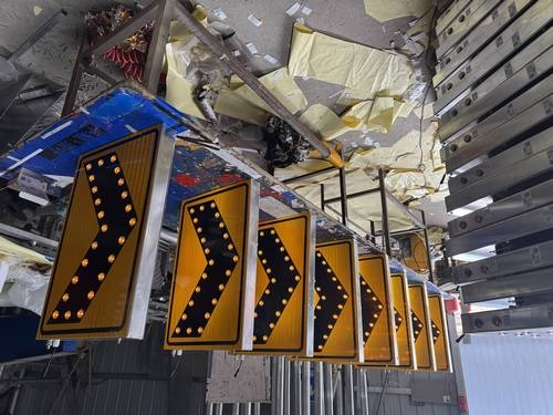 辽宁太阳能交通标牌的核心部件是电池,电池多久